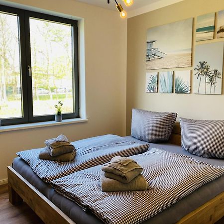 Ferienwohnung Auszeit In Den Parkvillen Carlota Und Candela Baabe Bagian luar foto
